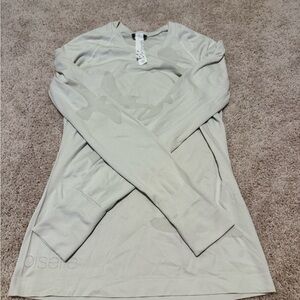Oiselle Flyte Cream Long Sleeve Top - Size Sm